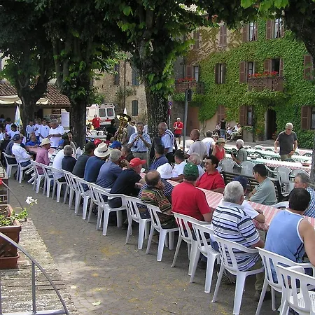 Cascina Curairone Apartamento Bossolasco
