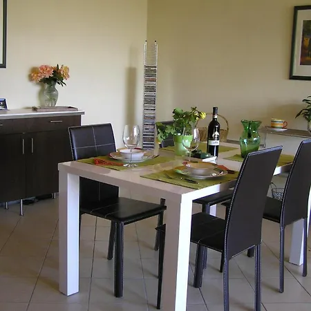 Cascina Curairone Apartamento *