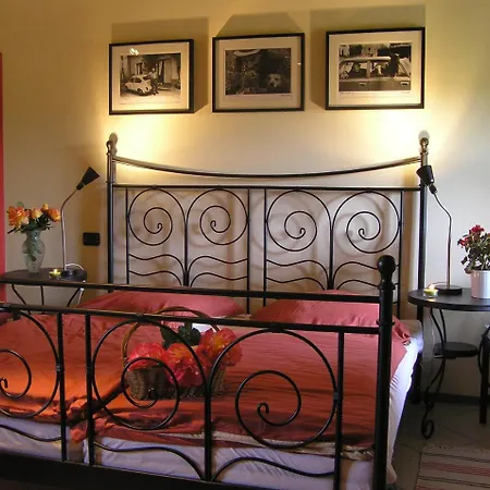 Apartamento Cascina Curairone *