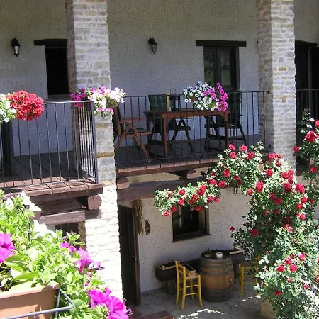 Cascina Curairone * Bossolasco