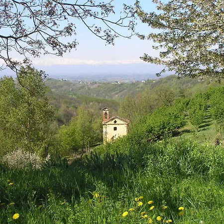 Cascina Curairone * Bossolasco