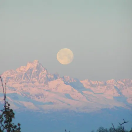 Cascina Curairone * Bossolasco