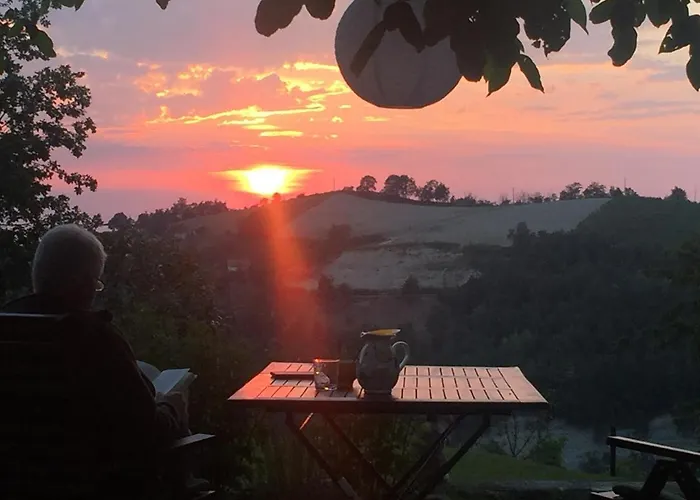 Lejlighed Cascina Curairone