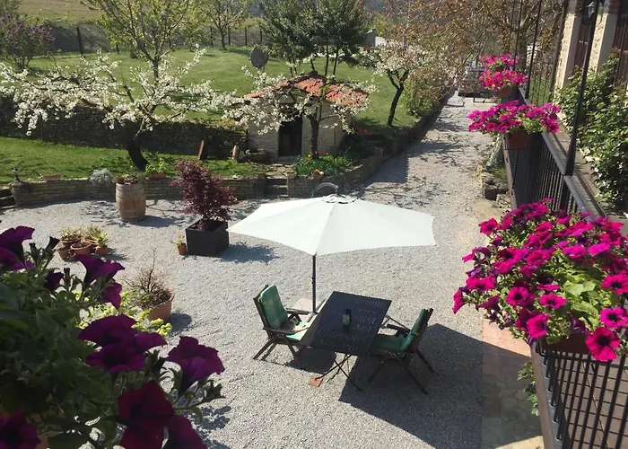 Apartment Cascina Curairone Bossolasco